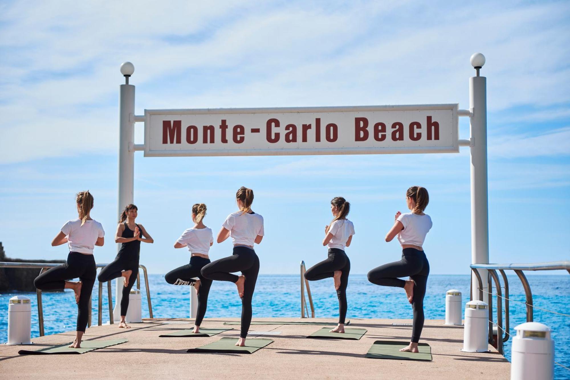 Monte-Carlo Beach Roccabruna Esterno foto