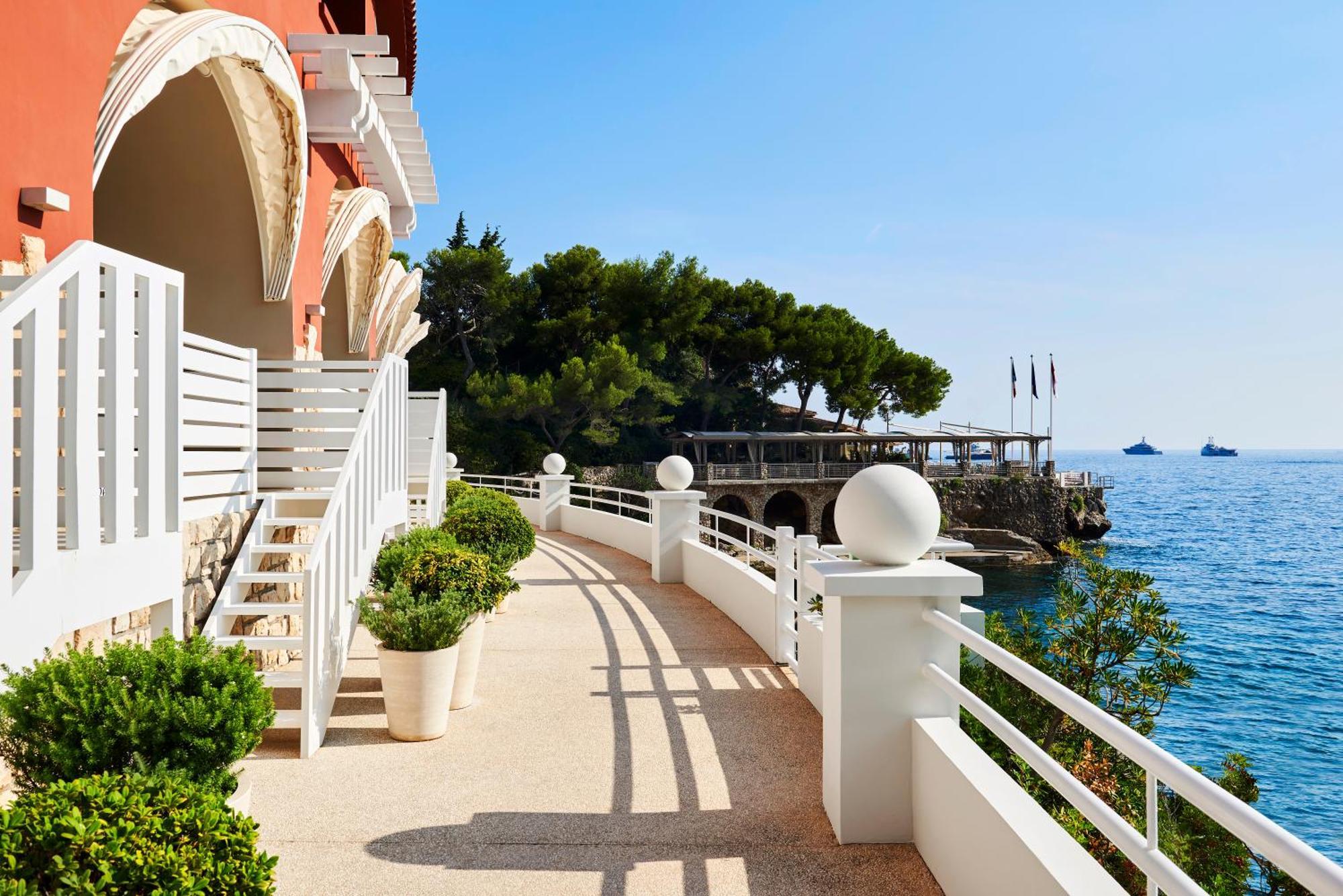 Monte-Carlo Beach Roccabruna Esterno foto